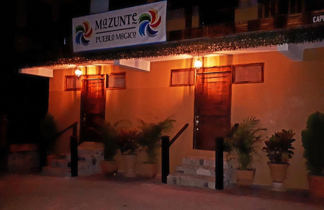 Hotel Casa Del Mar Mazunte Santa María Tonameca Eksteriør billede